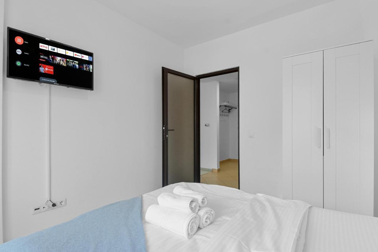 Cri Colina Marei Apartment Sinaia Bagian luar foto